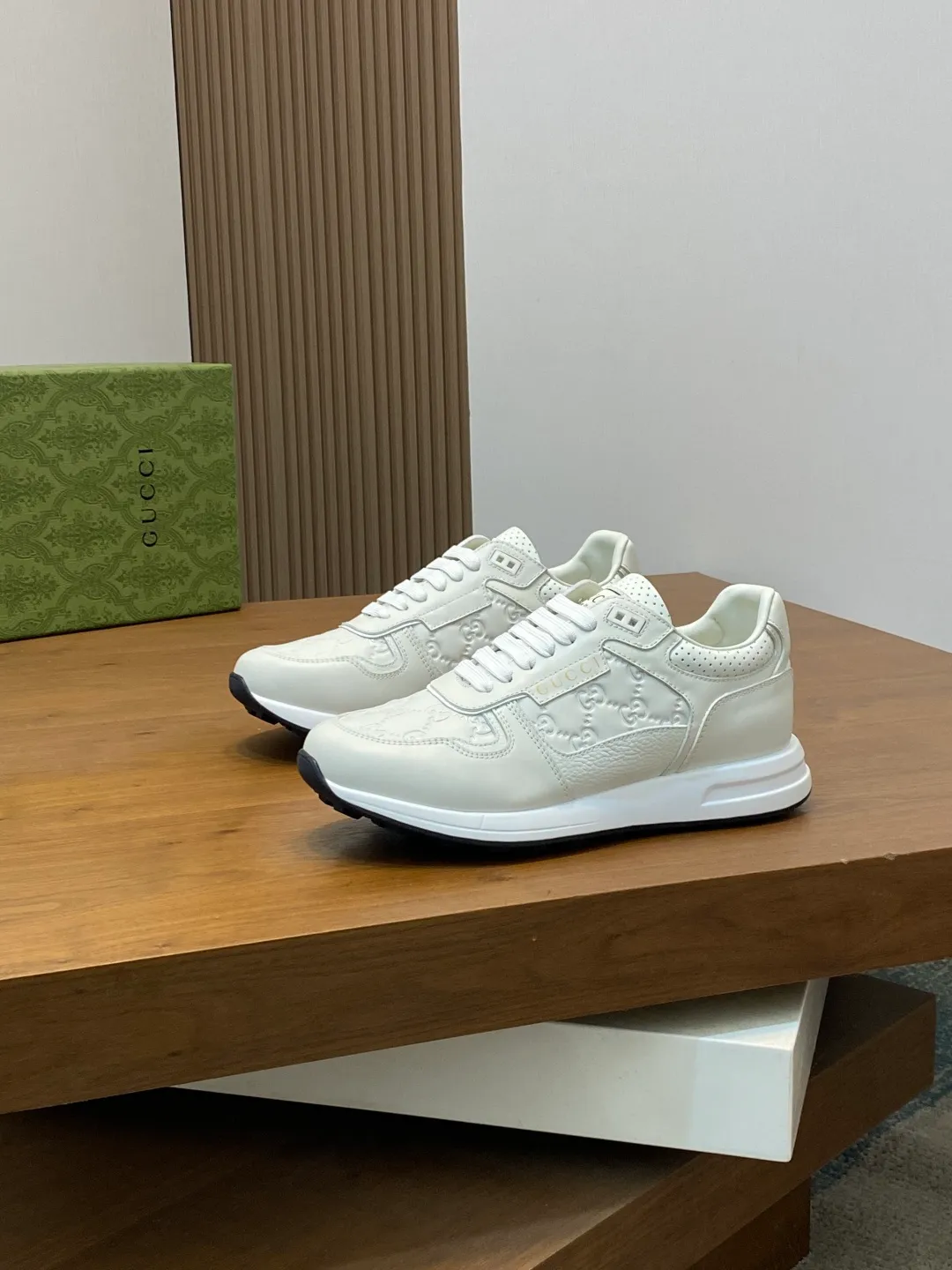 Factory price: 460💰[Gucci] Gucci - High-end quality original order - Upper: Nappa calfskin, pebbled calfskin, computer embroidered brand totem - Inner: water-dyed cowhide - Outsole: ultra-light T men's shoes 💰U·Rubber; two-color molded outsole - Super high quality control·Fine workmanship: highlighted (high-end·luxury·grade) -Size: 38-45